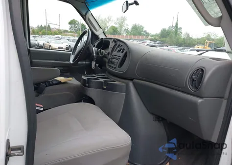 2006 Ford E-250 Commercial/Recreational z USA, uszkodzony, nr VIN 1FTNS24L26DA37438